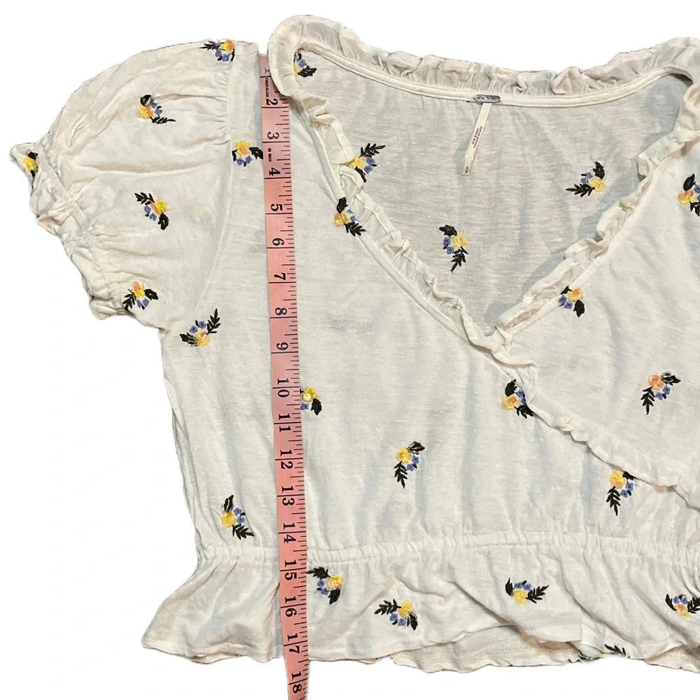 Free People Full Bloom Embroidered White Ruffled Crop Top S - Picture 8 of 10